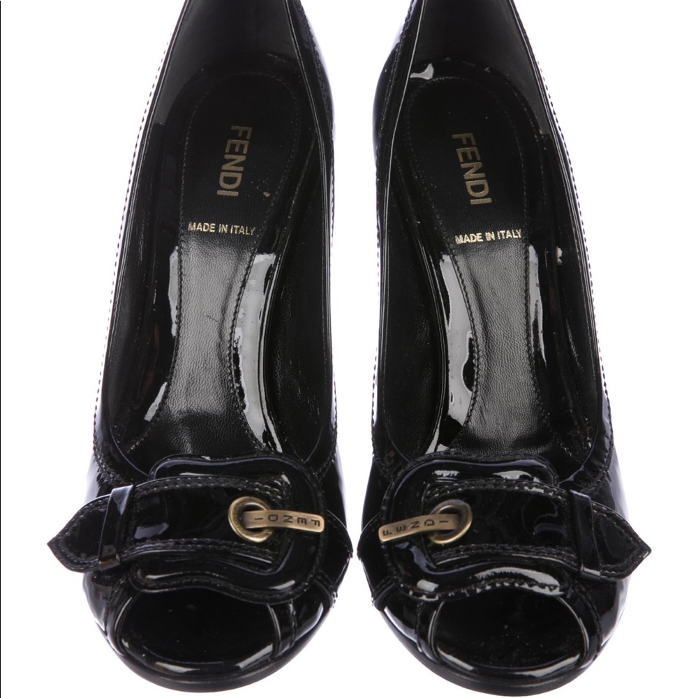 FENDI Women’s Patented Leather Vintage Peep-Toe Pumps Size 8